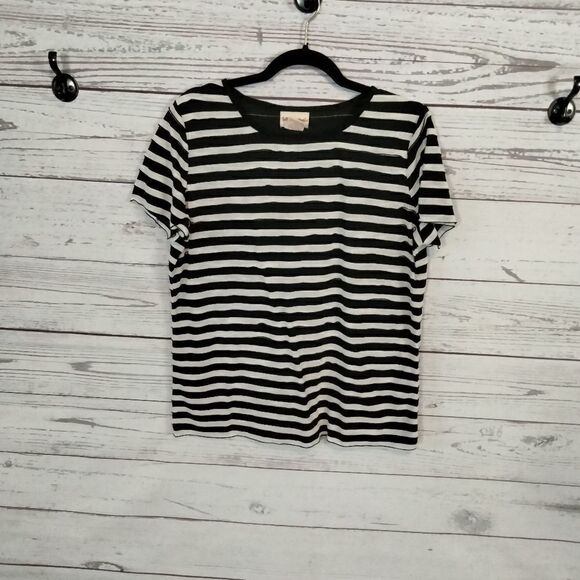 "Toffee Apple" woman's shirt  - Picture 1 of 7